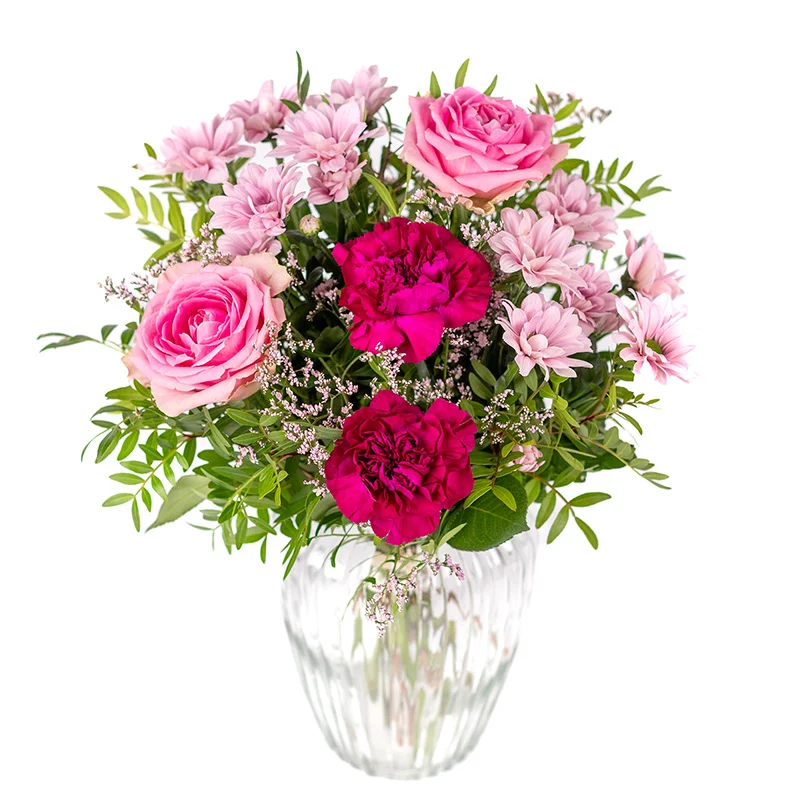 Ramo romántico, rosas rojas y flores del amor